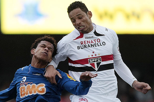 Em estreia de Baresi, São Paulo sua para empatar com Cruzeiro - 