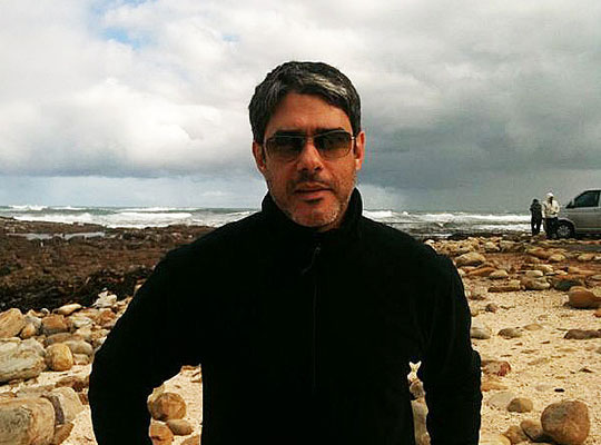 William Bonner posta foto barbudo no Twitter  - 