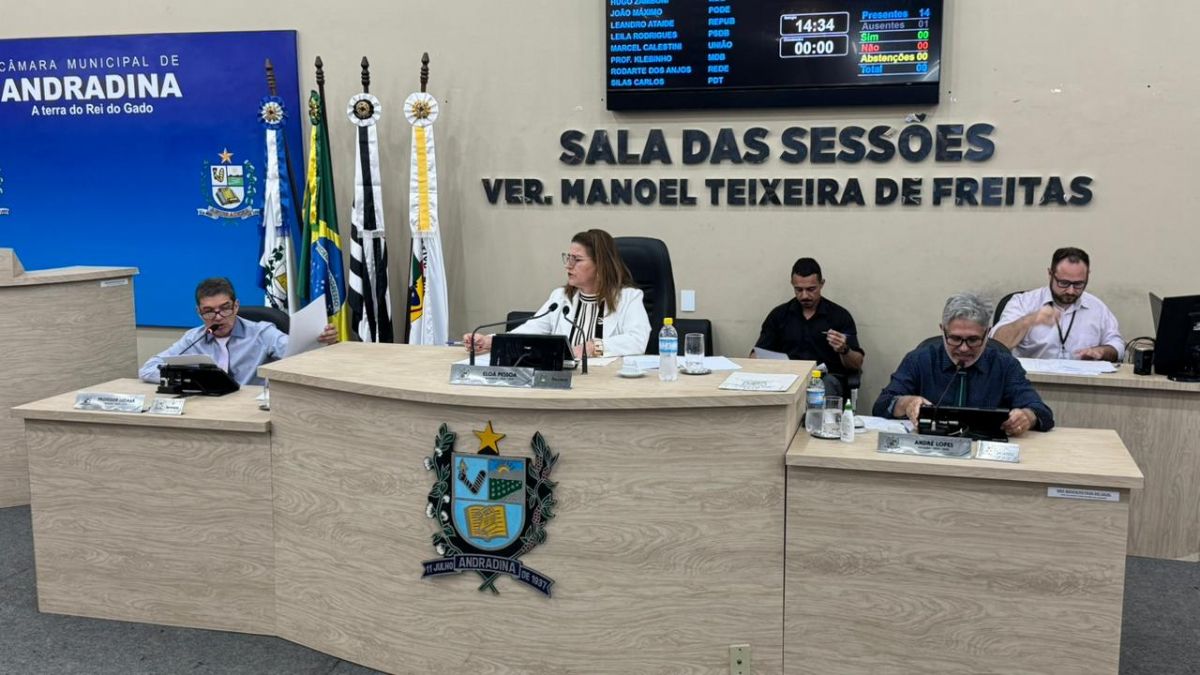 28ª Sessão Ordinária tem todos os itens aprovados na Câmara de Andradina - 28ª Sessão da Câmara tem aprovação geral e destaque para requerimentos comunitários 28ª Sessão Ordinária tem todos os itens aprovados na Câmara de Andradina - 28ª Sessão da Câmara tem aprovação geral e destaque para requerimentos comunitários