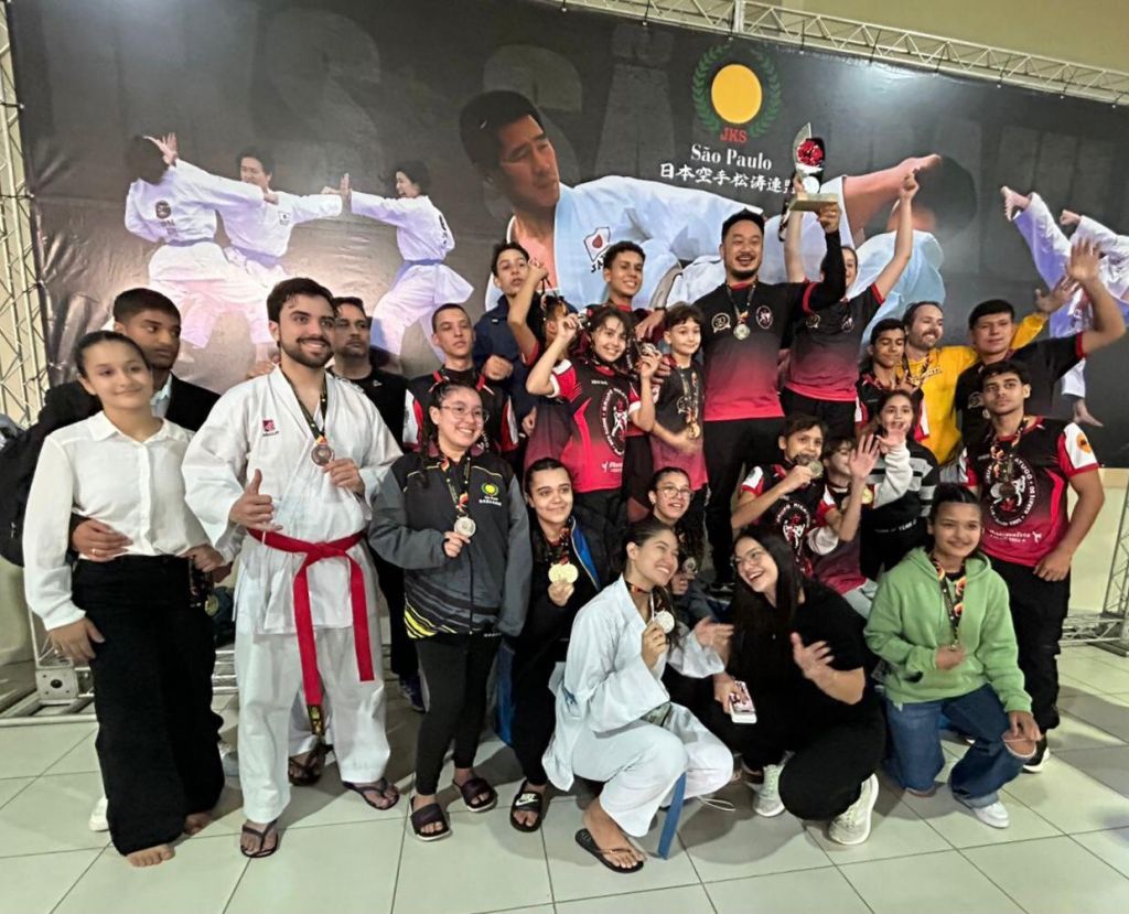 Araçatuba conquista 35 medalhas e é vice-campeã no Paulista de Karatê Shotokan - Araçatuba conquista 35 medalhas Araçatuba conquista 35 medalhas e é vice-campeã no Paulista de Karatê Shotokan - Araçatuba conquista 35 medalhas