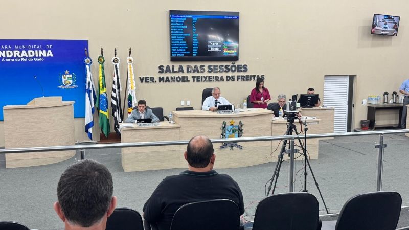 Câmara de Andradina aprova ampliação da validade de certidões negativas para 90 dias - Com a alteracao, a Prefeitura tambem deve reduzir a demanda por novos pedidos, o que deve agilizar o atendimento e diminuir filas nos servicos municipais. Câmara de Andradina aprova ampliação da validade de certidões negativas para 90 dias - Com a alteracao, a Prefeitura tambem deve reduzir a demanda por novos pedidos, o que deve agilizar o atendimento e diminuir filas nos servicos municipais.