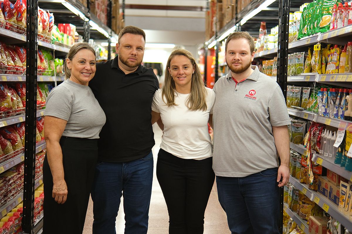 Sicredi amplia atuação com empreendedores e cresce no setor de franquias - Com apoio do Sicredi, Marcon Supermercados amplia operações, investe em novas unidades e fortalece sua presença em Santa Catarina