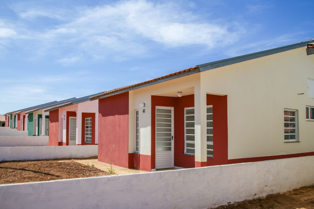 CDHU abre inscrições para 100 casas populares em Ilha Solteira a partir desta segunda-feira - Casas populares: inscrições começam dia 15 para empreendimento da CDHU em Ilha Solteira CDHU abre inscrições para 100 casas populares em Ilha Solteira a partir desta segunda-feira - Casas populares: inscrições começam dia 15 para empreendimento da CDHU em Ilha Solteira