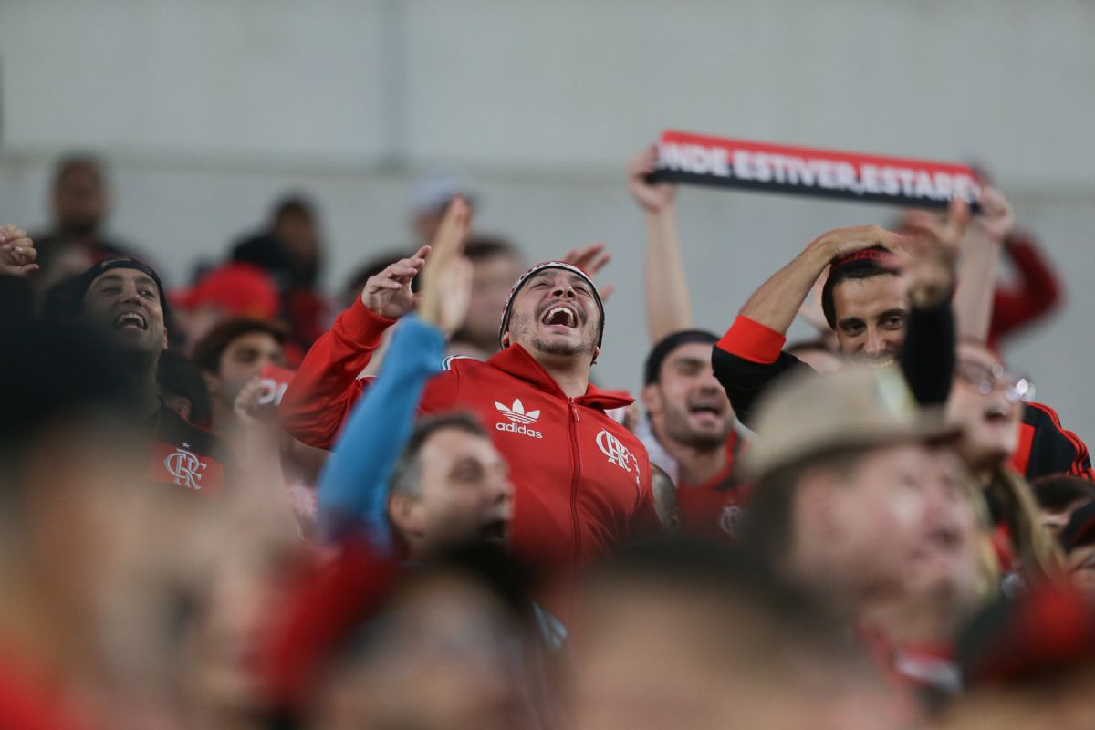 Internacional e Flamengo duelam pelo Brasileirão Sub-17 com transmissão ao vivo - Torcida do Flamengo Internacional e Flamengo duelam pelo Brasileirão Sub-17 com transmissão ao vivo - Torcida do Flamengo