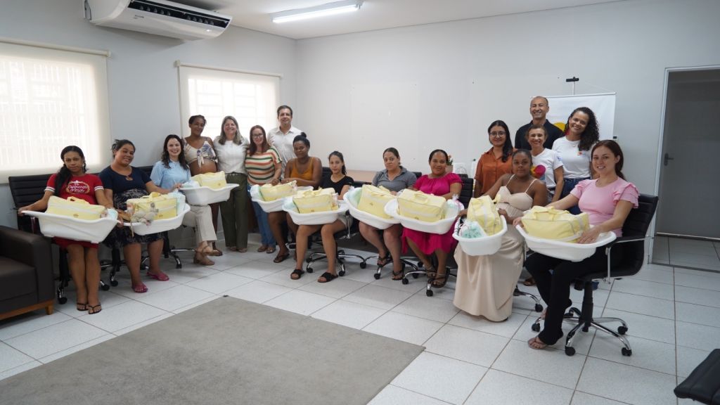 Gestantes recebem enxovais de bebê do Fundo Social de Solidariedade de Araçatuba