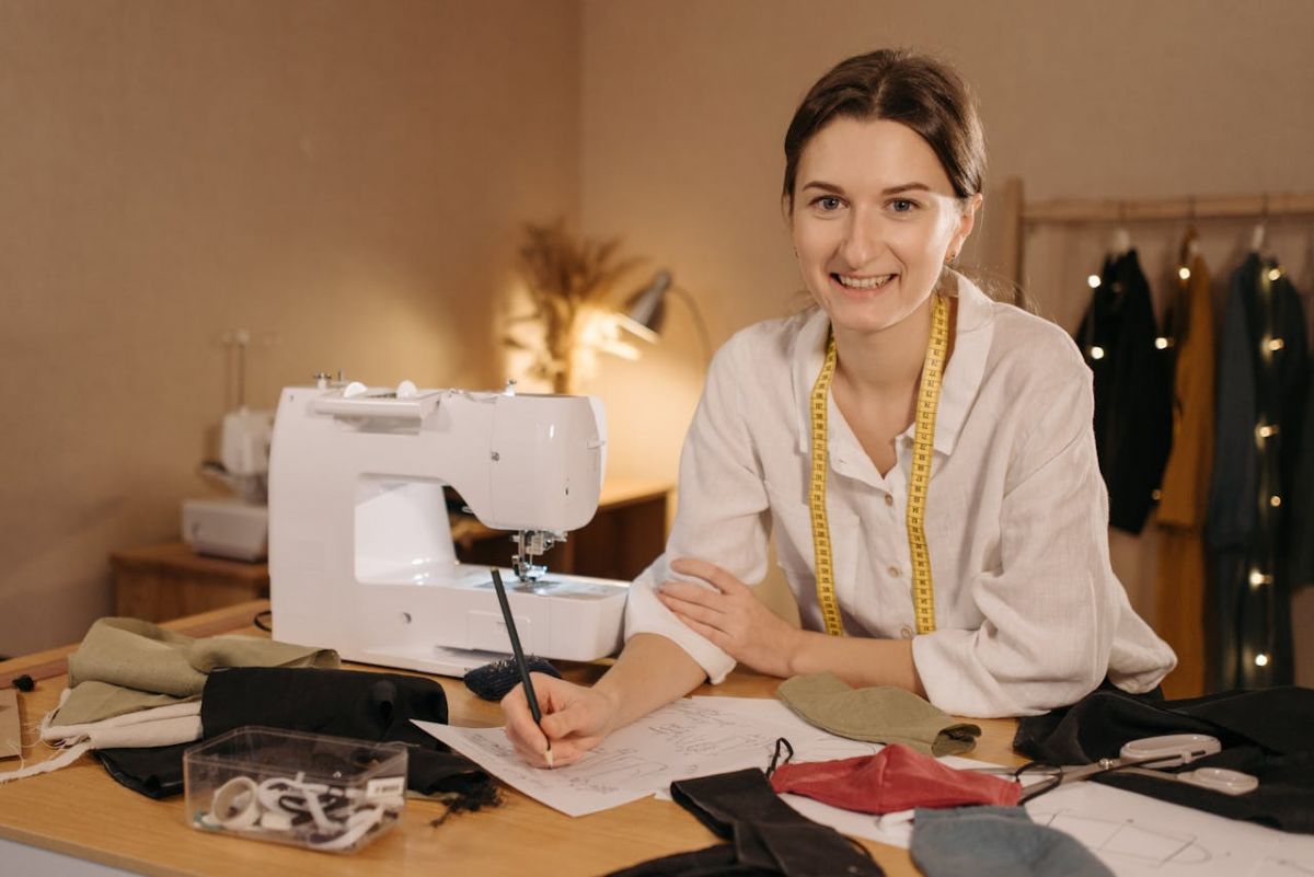 Qualifica SP abre inscrições para curso gratuito de Corte e Costura em Andradina - Inscricoes abertas para curso gratuito de Corte e Costura em Andradina