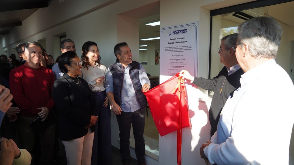 Zatti Saúde inaugura sede em Araçatuba e amplia atuação na rede pública municipal - Inspetor da Missão Salesiana inaugura sede da Zatti Saúde em Araçatuba