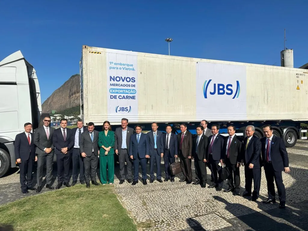 JBS realiza primeiro embarque de carne bovina ao Vietnã