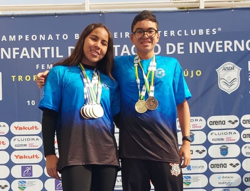 Julia Naomi e Rogério Shirai conquistam títulos inéditos para a natação de Andradina no Campeonato Brasileiro Infantil - Julia Naomi e Rogério Shirai são os mais novos campeões brasileiros de natação Julia Naomi e Rogério Shirai conquistam títulos inéditos para a natação de Andradina no Campeonato Brasileiro Infantil - Julia Naomi e Rogério Shirai são os mais novos campeões brasileiros de natação
