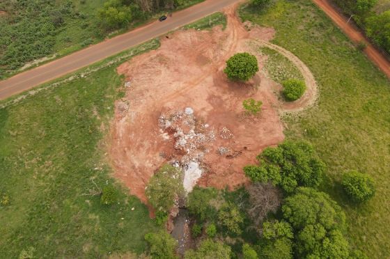 Prefeitura de Andradina realiza obra de contenção de erosão próxima à Penitenciária e reforça segurança na vicinal Sebastião Loverdi