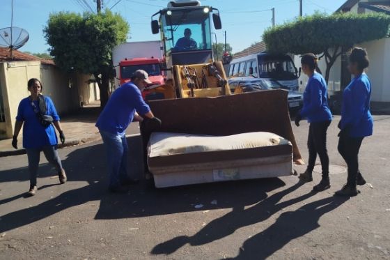 ?Andradina Limpa está trabalhando hoje (14) no Stela Maris