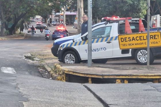 Ação do Maio Amarelo alerta condutores em Araçatuba