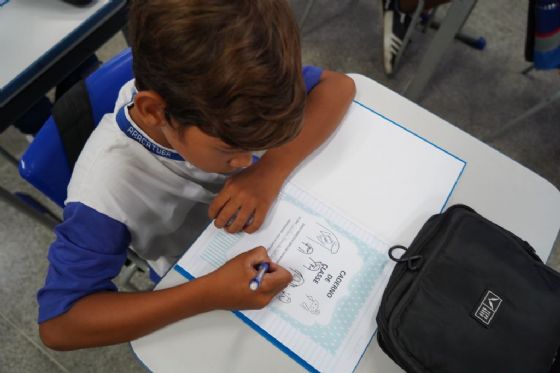 Araçatuba conquista Selo Nacional Ouro do MEC por compromisso com a Alfabetização