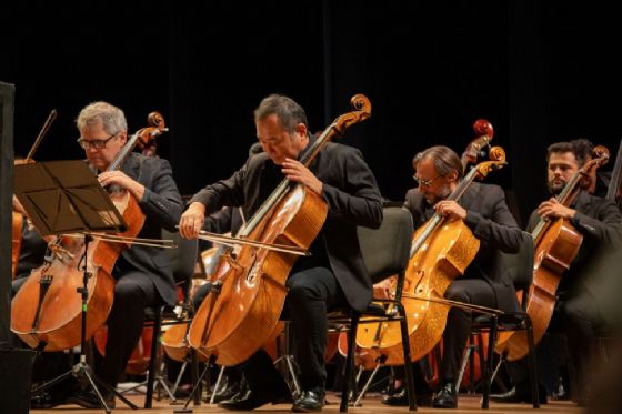 Bachiana FilarmÃ´nica SESI-SP se apresenta no SESI BIRIGUI sob regÃªncia de Wallas Pena