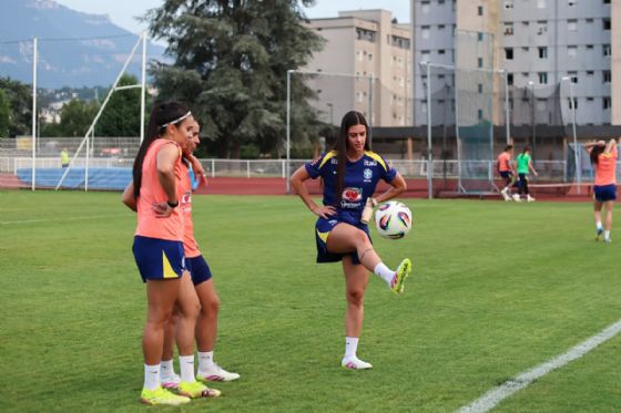 Brasil x França no futebol feminino: onde assistir ao amistoso desta sexta-feira