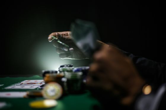 Cassino Ao Vivo Online: Experiência Exclusiva com Crupiês Especializados