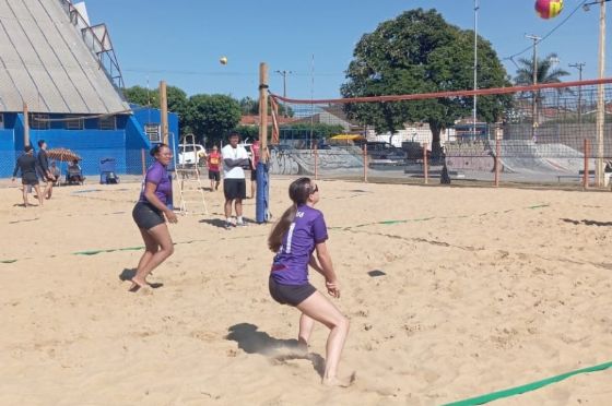 Circuito Sesc de Vôlei de Praia movimenta Andradina