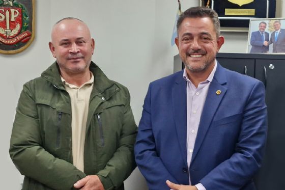 Deputado anuncia, ao lado de vereador, que reforçará apoio à zeladoria de Campos do Jordão