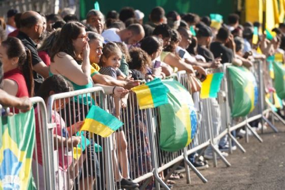 Araçatuba celebra o 7 de Setembro com desfile cívico que reuniu milhares de pessoas
