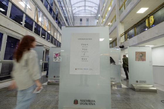 Exposição coletiva retrata a luta de mulheres judias