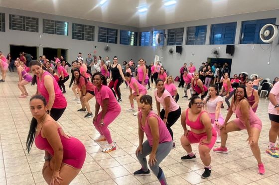 Aulão de Fit Dance movimenta a Fundação Educacional de Andradina com energia, solidariedade e conscientização
