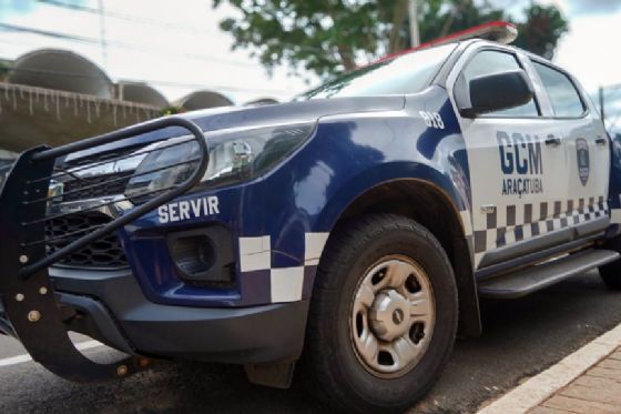 GCM de Araçatuba orienta foliões para evitar furtos e confusões no Carnaval