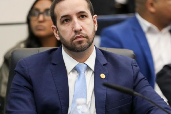 Idealizador de Escola Cívico-Militar rechaça interferência da Justiça: