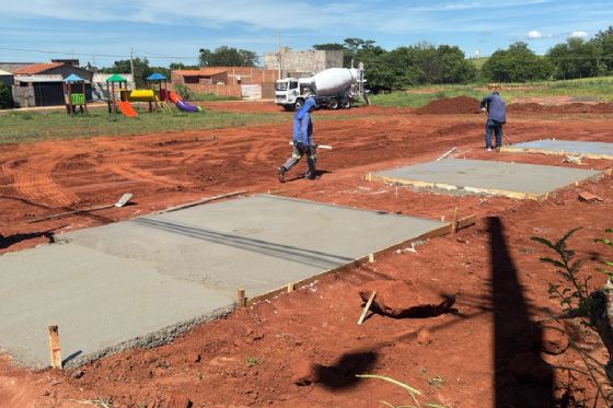 Prefeitura de Andradina inicia construção da aguardada praça do bairro Pereira Jordão