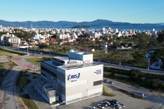 JBS inaugura centro de biotecnologia avançada para desenvolver “superproteínas”