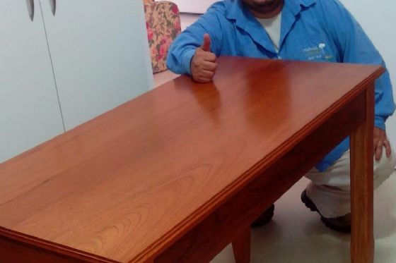 Entre serras e tradição: marceneiro que começou aos 12 anos mantém viva profissão celebrada em 19 de março