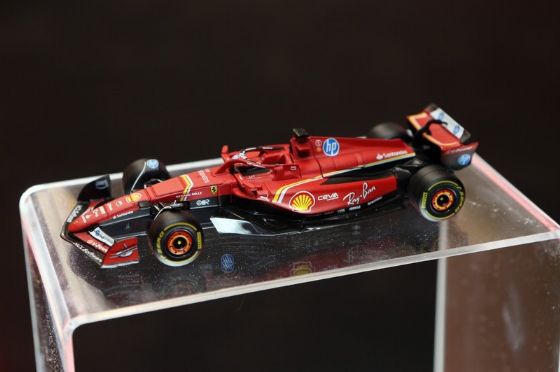 Miniaturas Ferrari chegam com exclusividade aos postos Shell de todo o Brasil