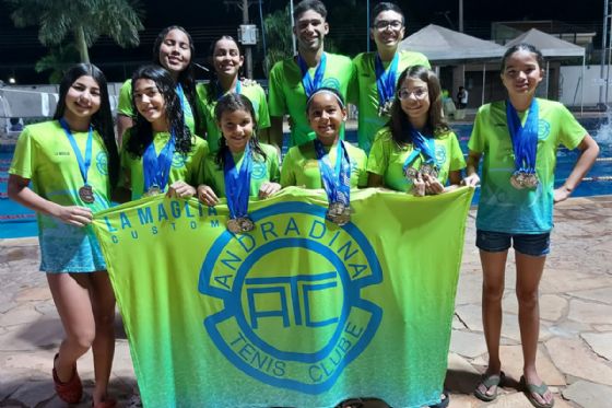 Natação de Andradina faz história no Torneio Regional da FAP com 99 medalhas e destaque nacional