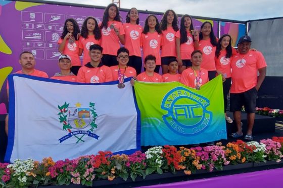 Natação de Andradina brilha no Troféu Kim Mollo e conquista 10 medalhas em Mococa