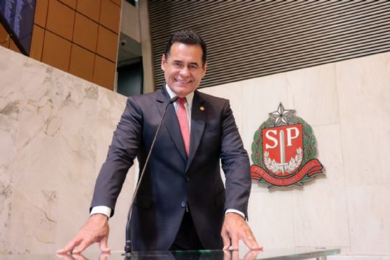 Nova lei impede o bloqueio surpresa de cartões de crédito em São Paulo