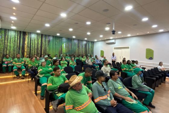 Parceria reforça coleta seletiva em empresa