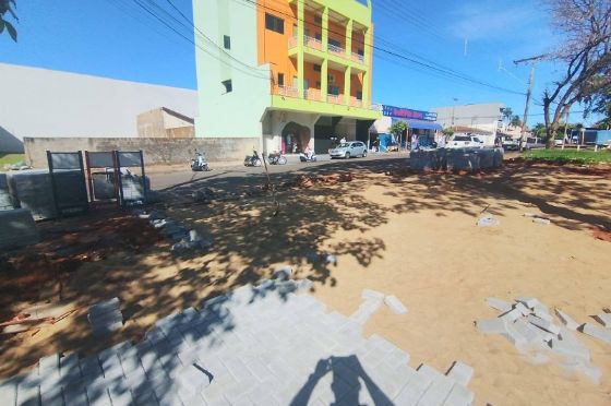 Vandalismo atrasa revitalização da Praça José Vieira em Andradina