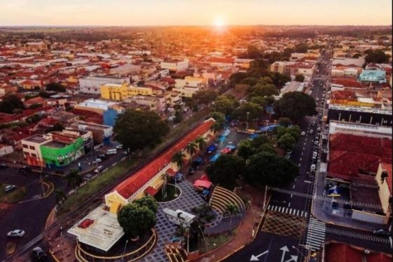 Feira livre de terça-feira será transferida temporariamente para o Centro Cultural Pioneiros durante obras na Praça José Vieira
