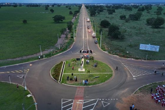 Nova iluminação da Avenida Jamil Jorge Salomão