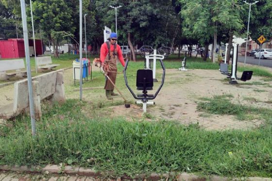 Prefeitura de Araçatuba intensifica manutenção de praças e avenidas na semana que antecede o Carnaval