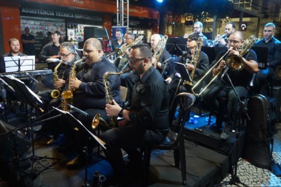 Prefeitura de Araçatuba promove ensaios abertos com banda em praças públicas