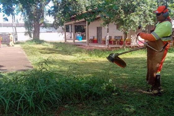 Prefeitura de Araçatuba realiza aproximadamente 1,5 milhão de metros quadrados de roçada em janeiro