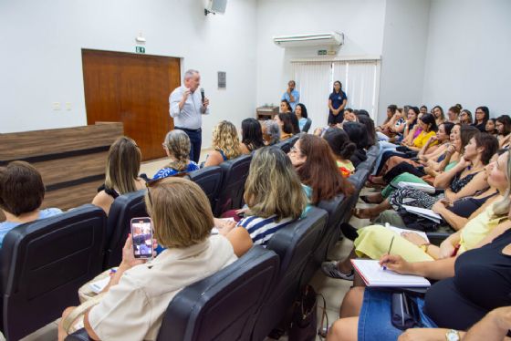 Prefeitura de Pereira Barreto realiza capacitação sobre TEA para profissionais da rede municipal