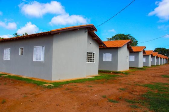 Prefeitura de Três Lagoas convida população para entrega de mais 30 casas do Conjunto Habitacional Violetas III