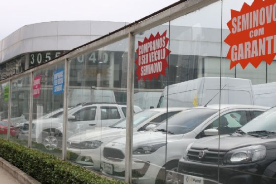 Produção e venda de veículos caem em janeiro, aponta Anfavea