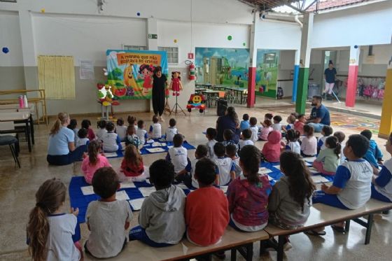 Projeto usa teatro para estimular alimentação saudável na primeira infância