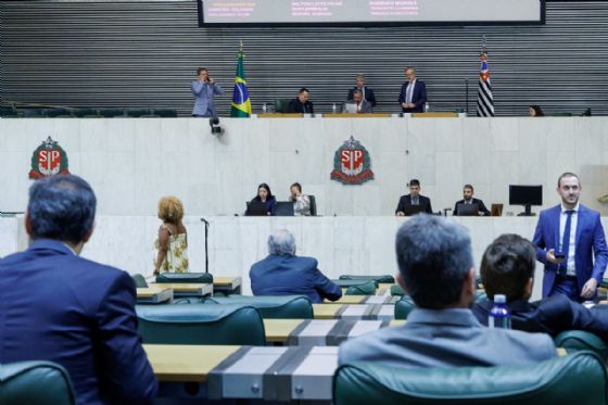 Projetos que viabilizam captação de empréstimos para obras e programas avançam na Alesp