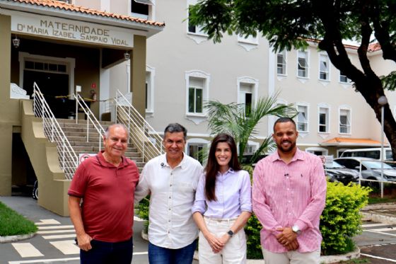 Santa Casa de Marília adere a mutirão da catarata com deputada