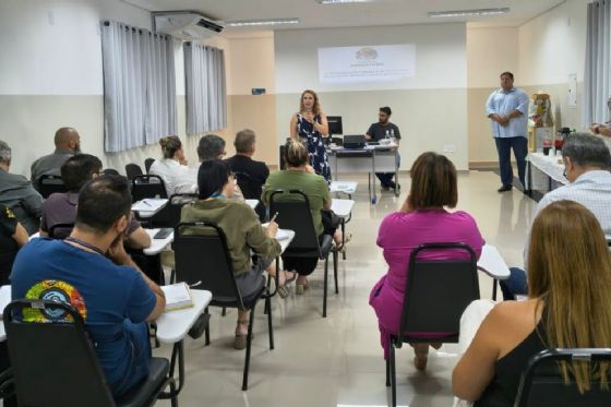 Secretaria de Participação Cidadã de Araçatuba promove encontro para alinhar atuação dos Conselhos Municipais