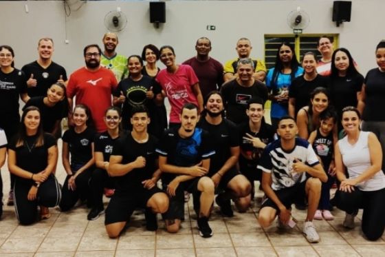Professores da rede pública de Andradina participam de formação sobre jogos cooperativos e inclusão escolar
