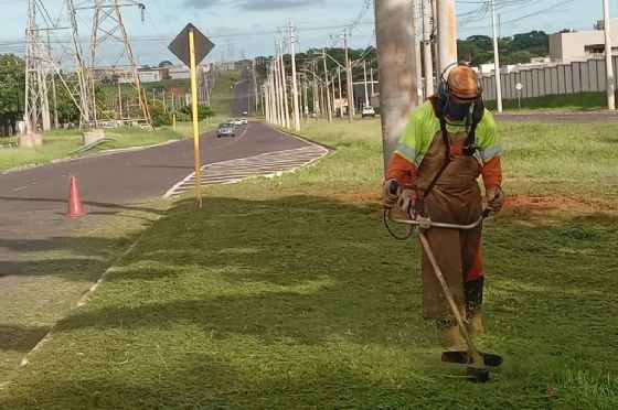 Sosp realiza diversos serviços de manutenção em vias e praças de Araçatuba nos primeiros dias de 2026